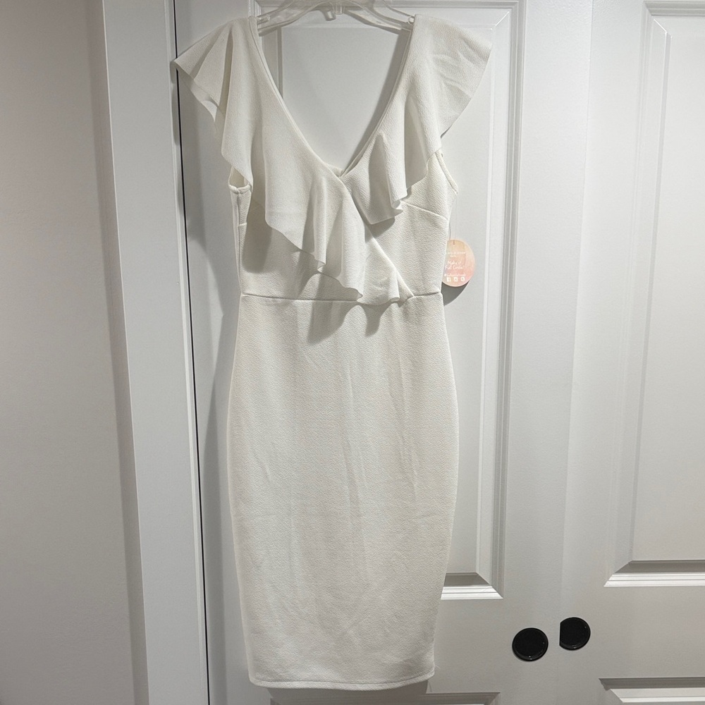 Elegant White Ruffle Mini Dress